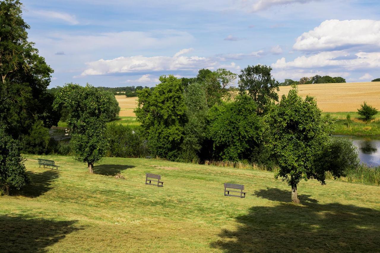 Radlerzimmer Mit Duschbad Und Minikueche In Neu Gaarz, Mitten In Der Natur Buitenkant foto